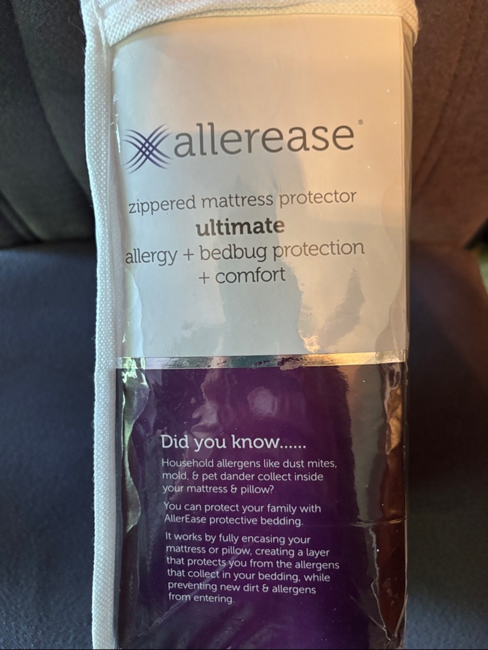 Allerease Zippered Mattress Protector - White (Full) - Picture 3 of 3